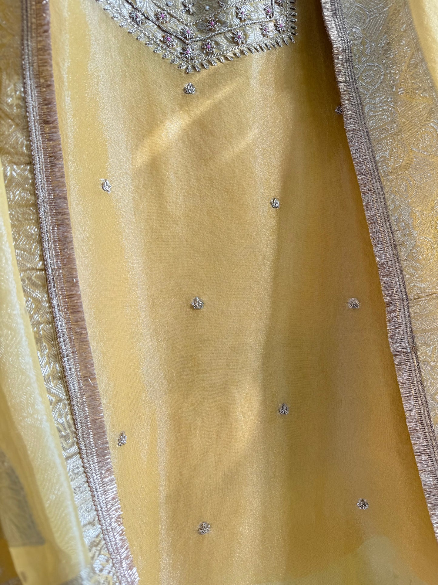 Zardozi Benarsi suit