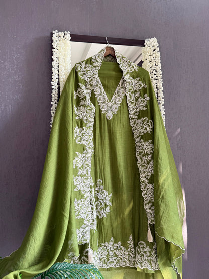 Luxurious aari work Mul chanderi suit