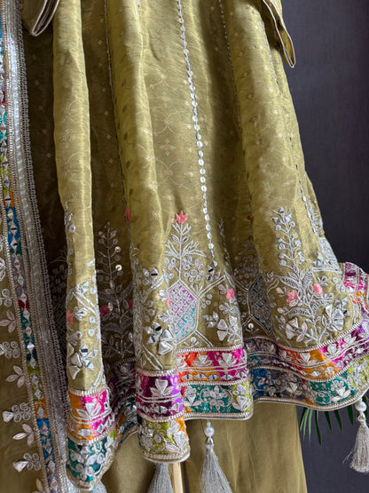 Luxurious gotapatti anarkali set