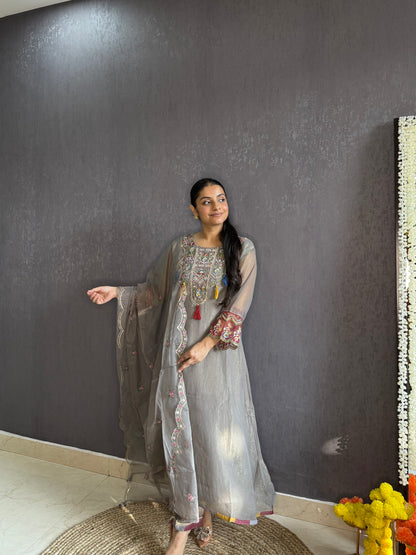 Tissue silk Handwork suit set