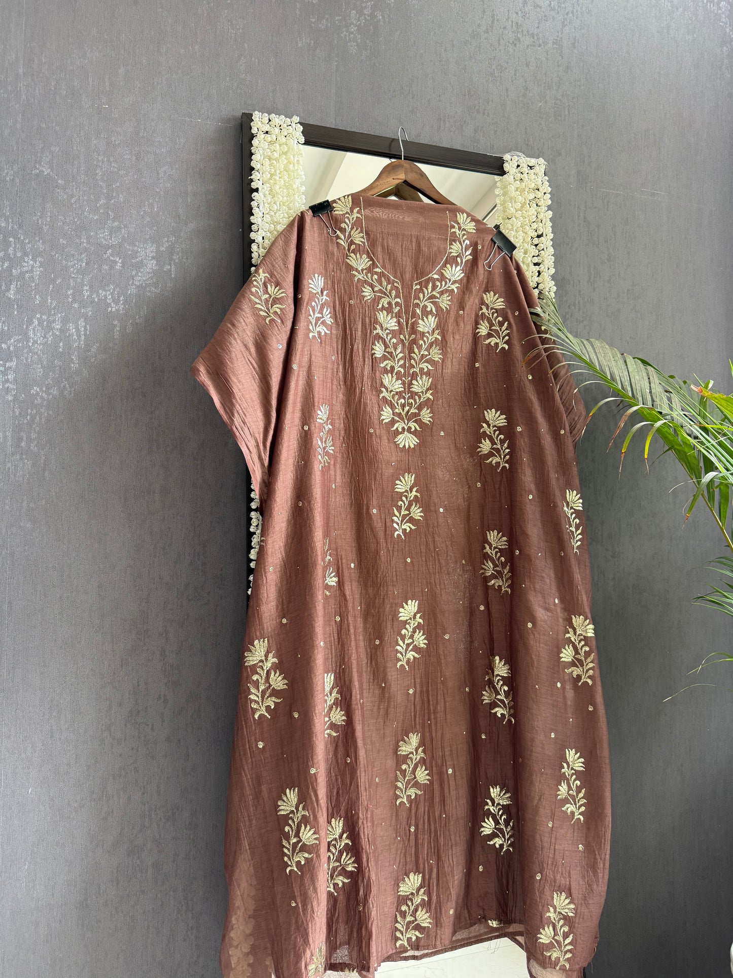 Luxurious Mul chanderi pitta work suit
