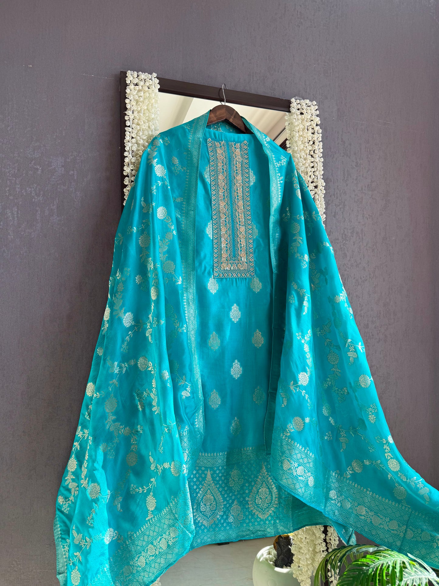 Resham Benarsi silk suit