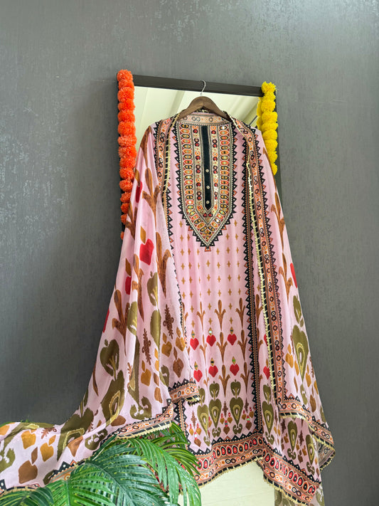 Pure crepe luxurious batik mirror suit