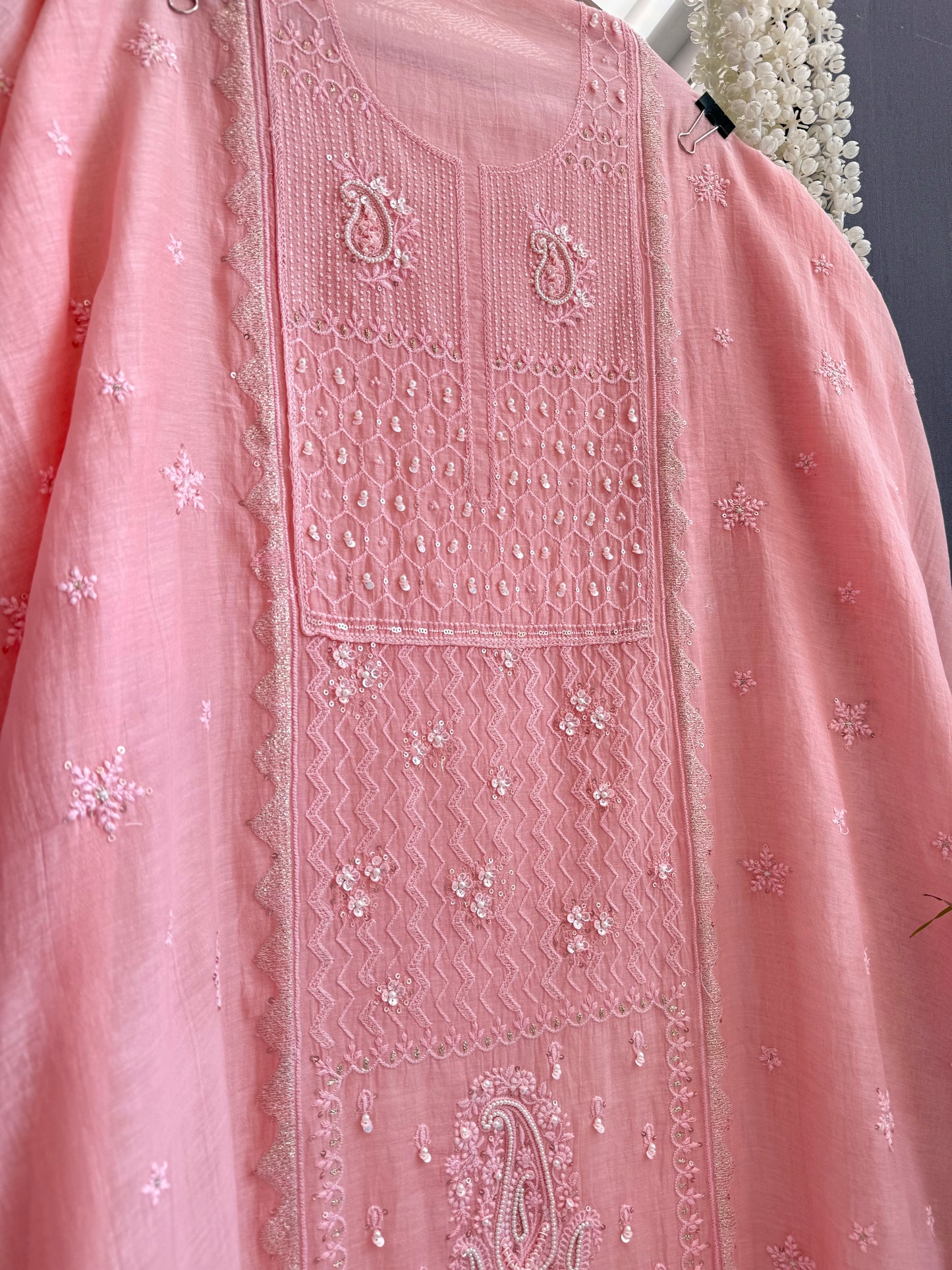 Luxurious Mul chanderi lucknowi paisley suit