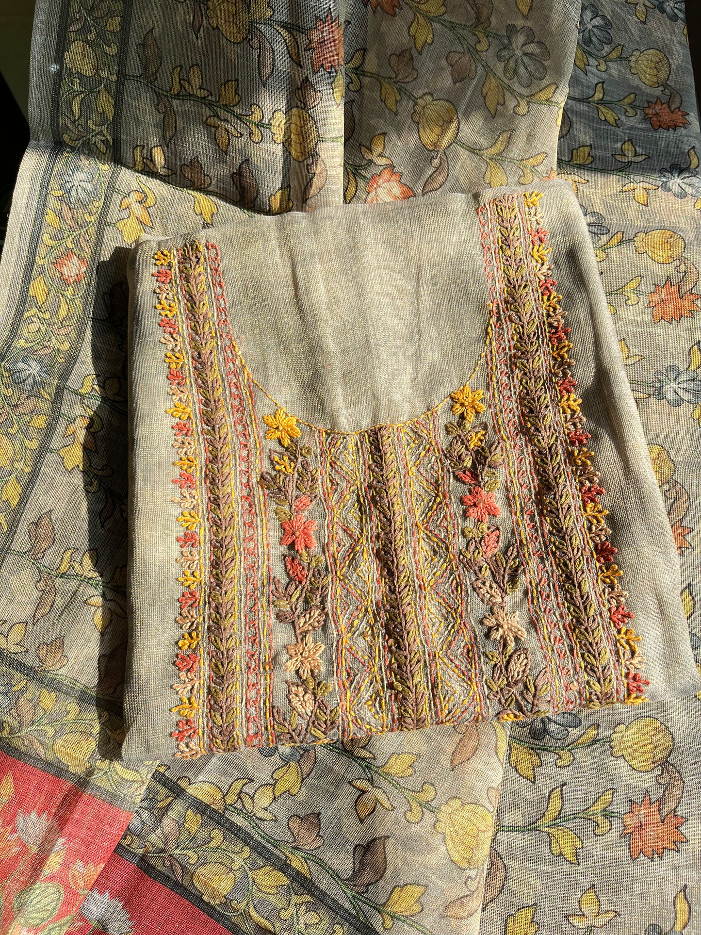 Pure linen frenchknot suit