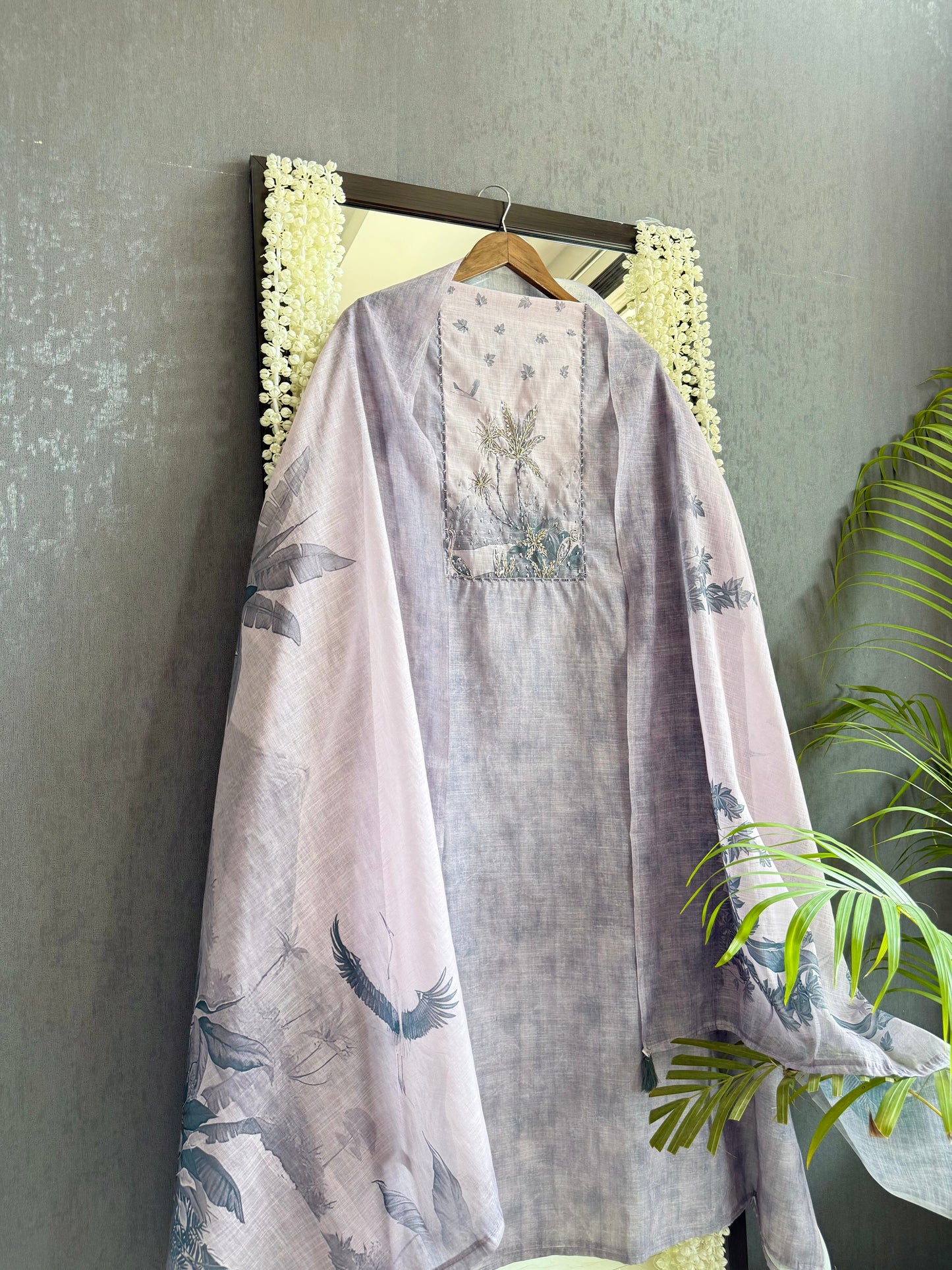 Linen flamingos handwork suit
