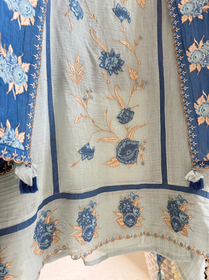 Luxurious Mul chanderi appliqué floral suit
