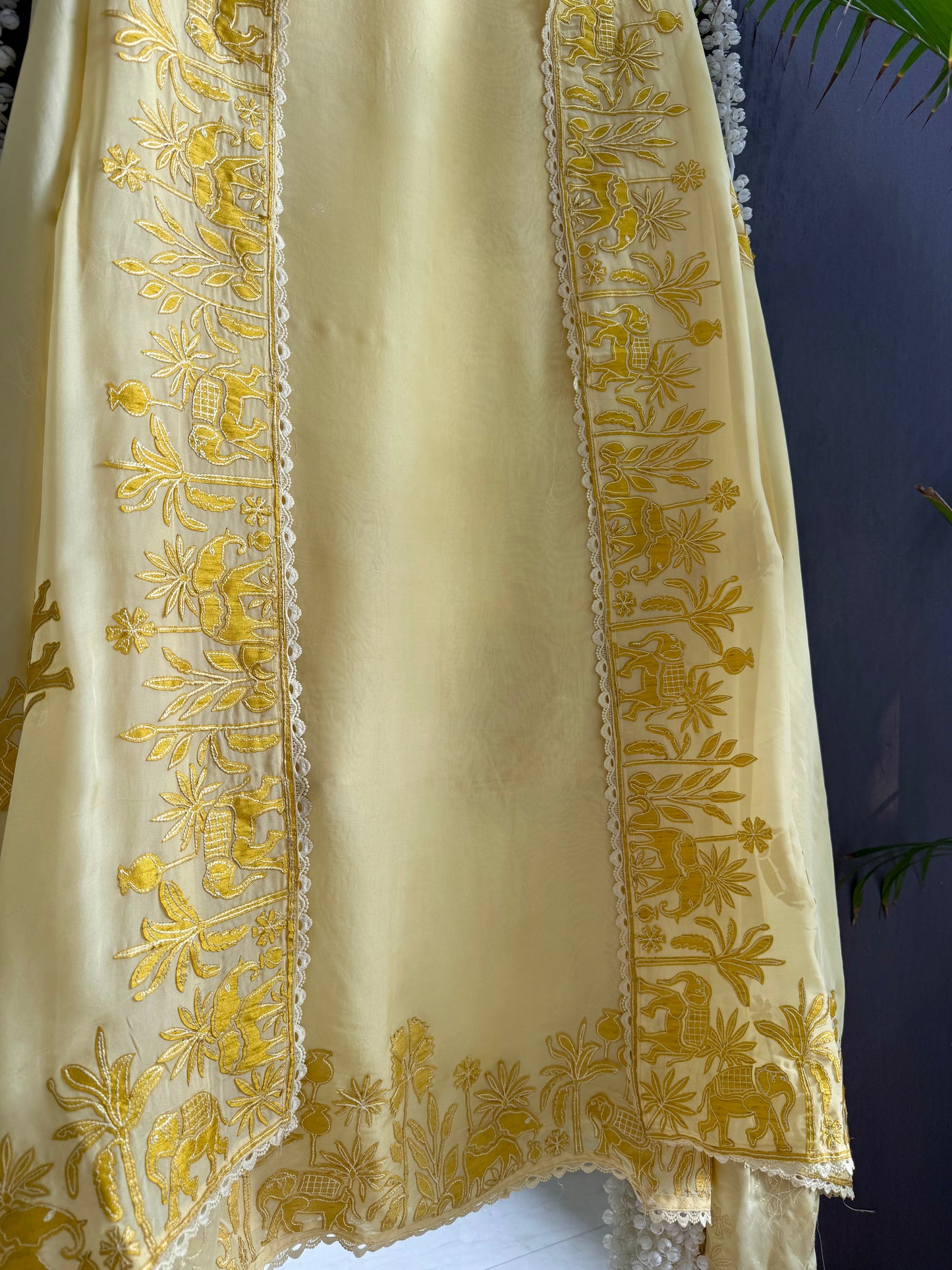Organza appliqué work elephants suit