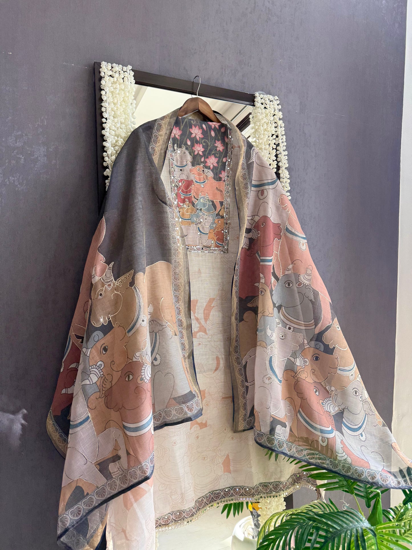 Linen jamdani pichwai suit