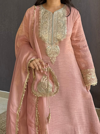 Luxurious crush tissue aari work set