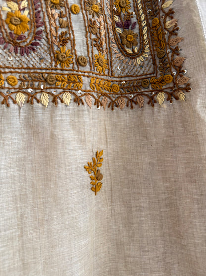Linen paisley frenchknot suit