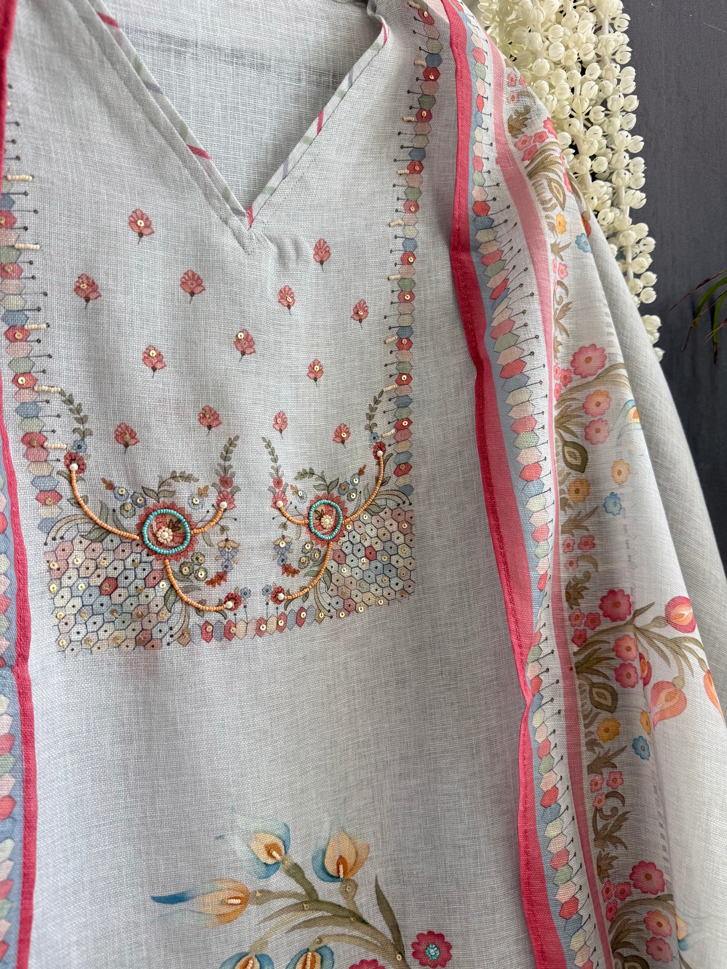 Linen handwork floral suit