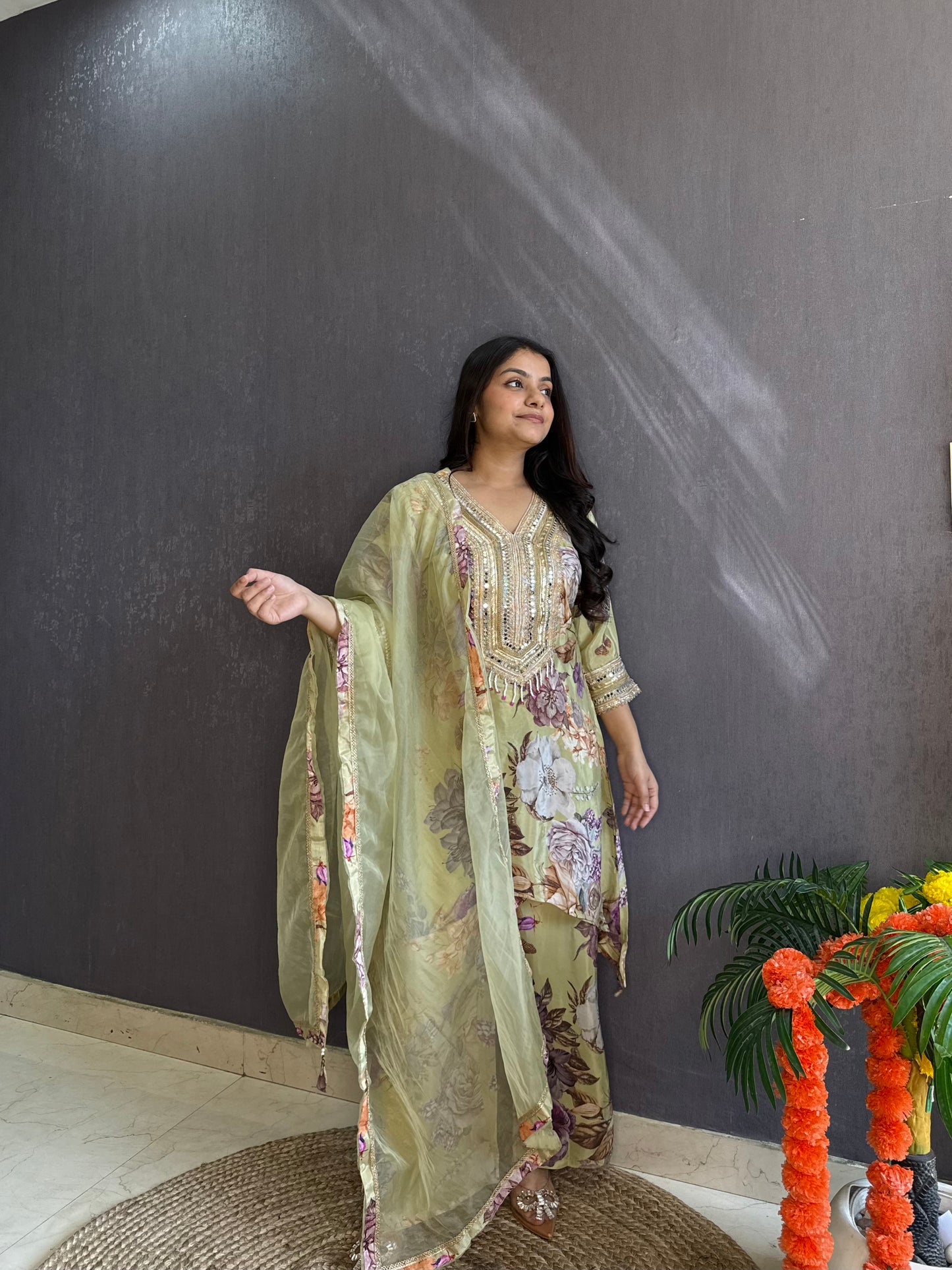 Mirrorwork Pakistani Suit