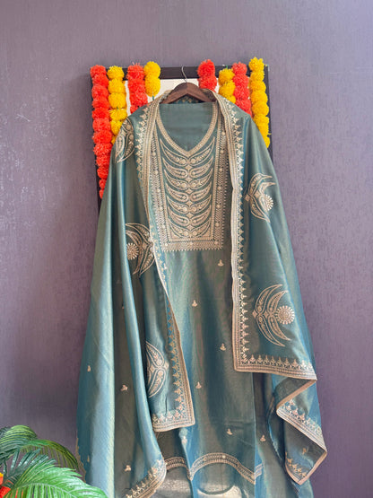 Luxurious Tissue silk suit