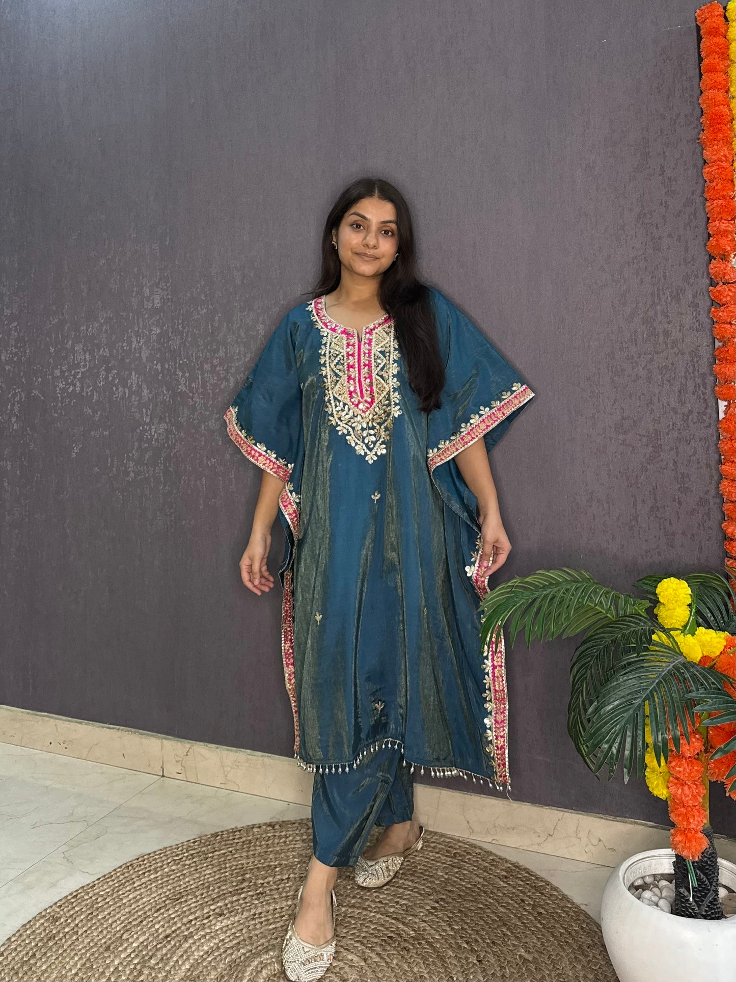 Gotapatti kaftan set