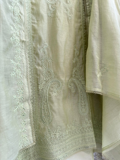 Luxurious Mul chanderi monochromatic threadwork suit