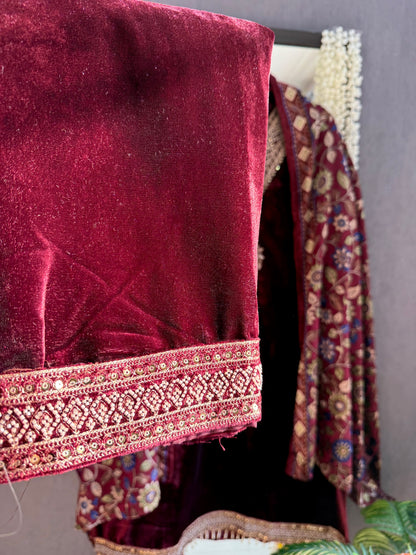 Velvet hand work suit