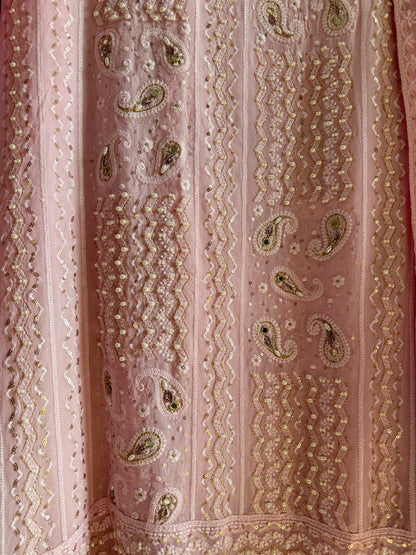 Lucknowi chikankari suit