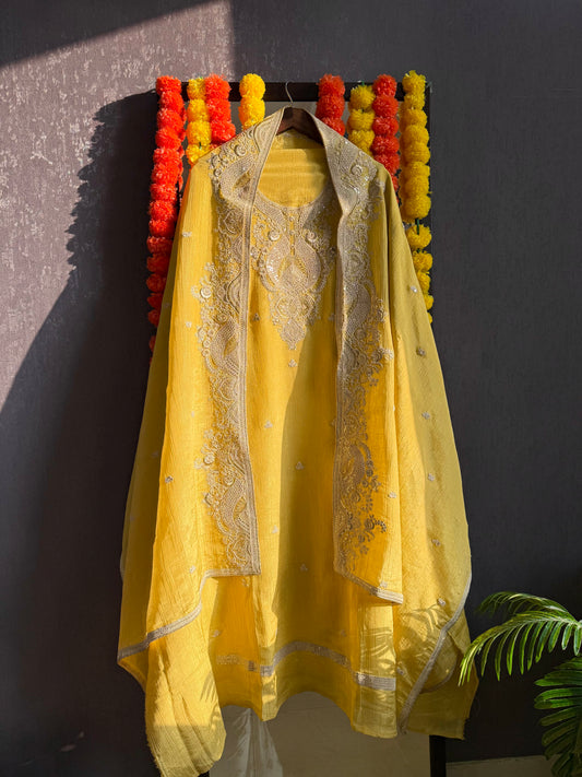 Luxurious soft Crush Tissue silk suit