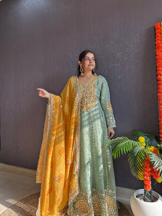 Luxurious Bandhani gotapatti anarkali set