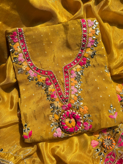 Luxurious Gotapatti Tissue silk suit