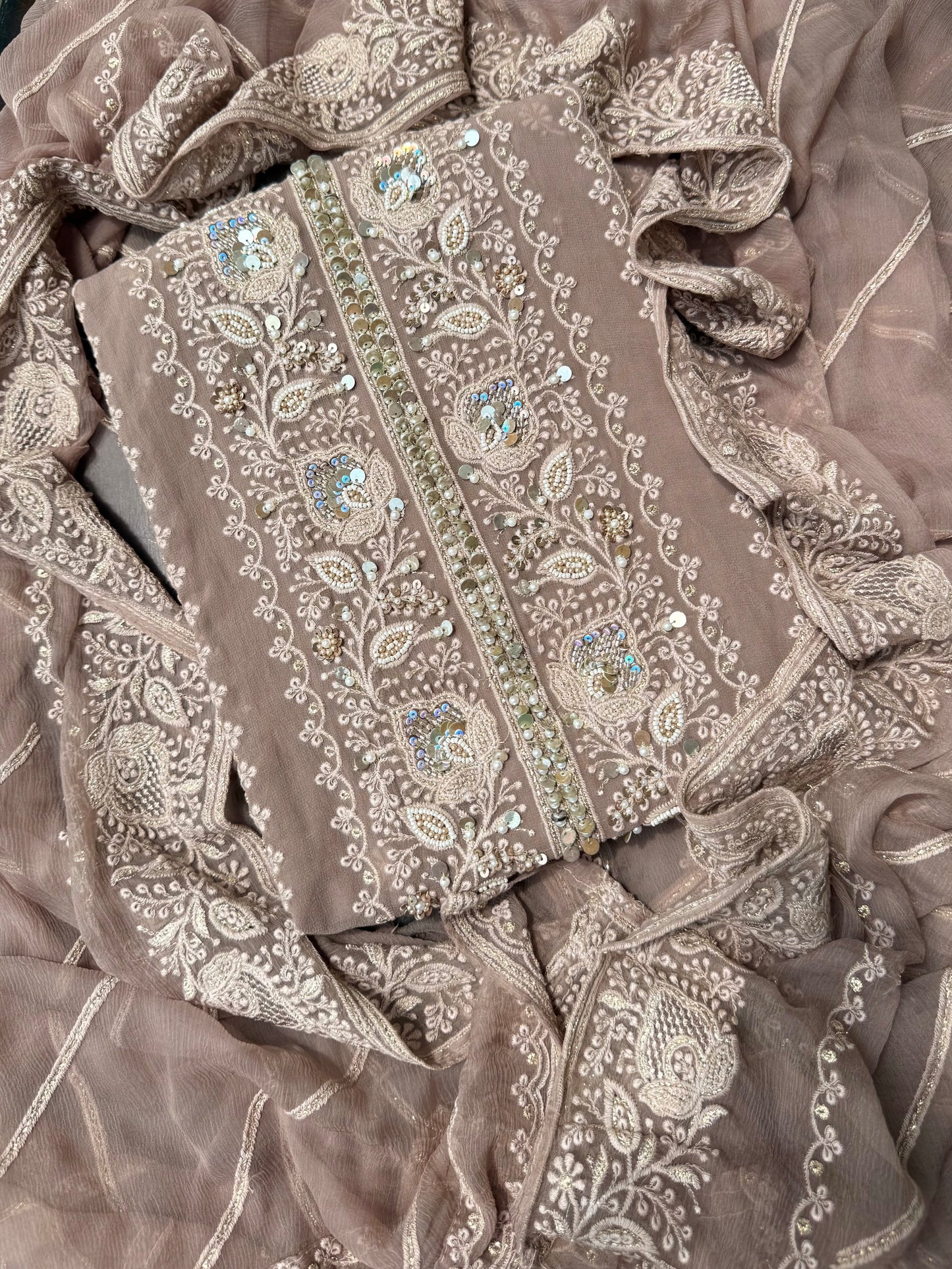 Lucknowi handwork suit