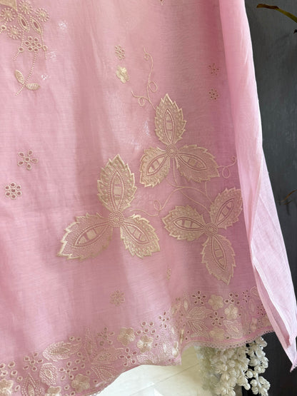 Luxurious Mul chanderi threadwork suit