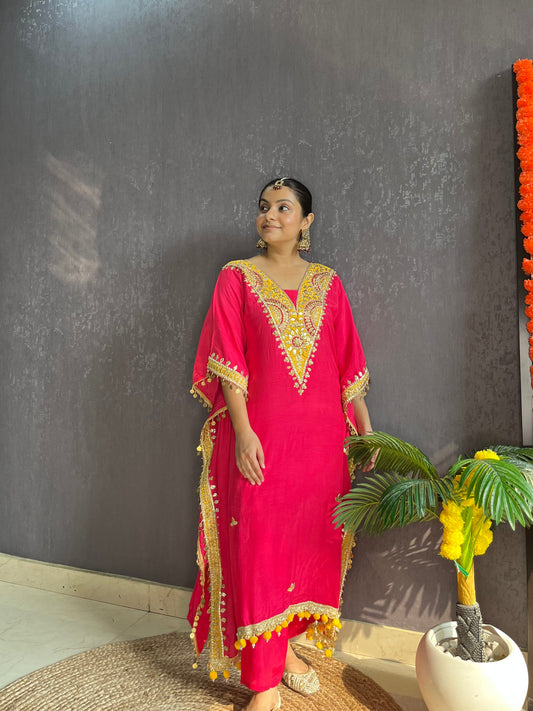 Gotapatti aari work kaftan set
