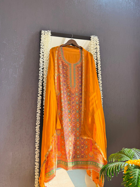 Meenakari Benarsi suit