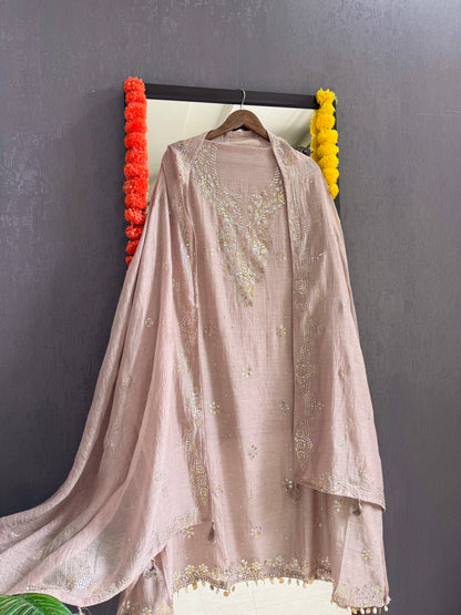 Luxurious Mul chanderi mukaish suit
