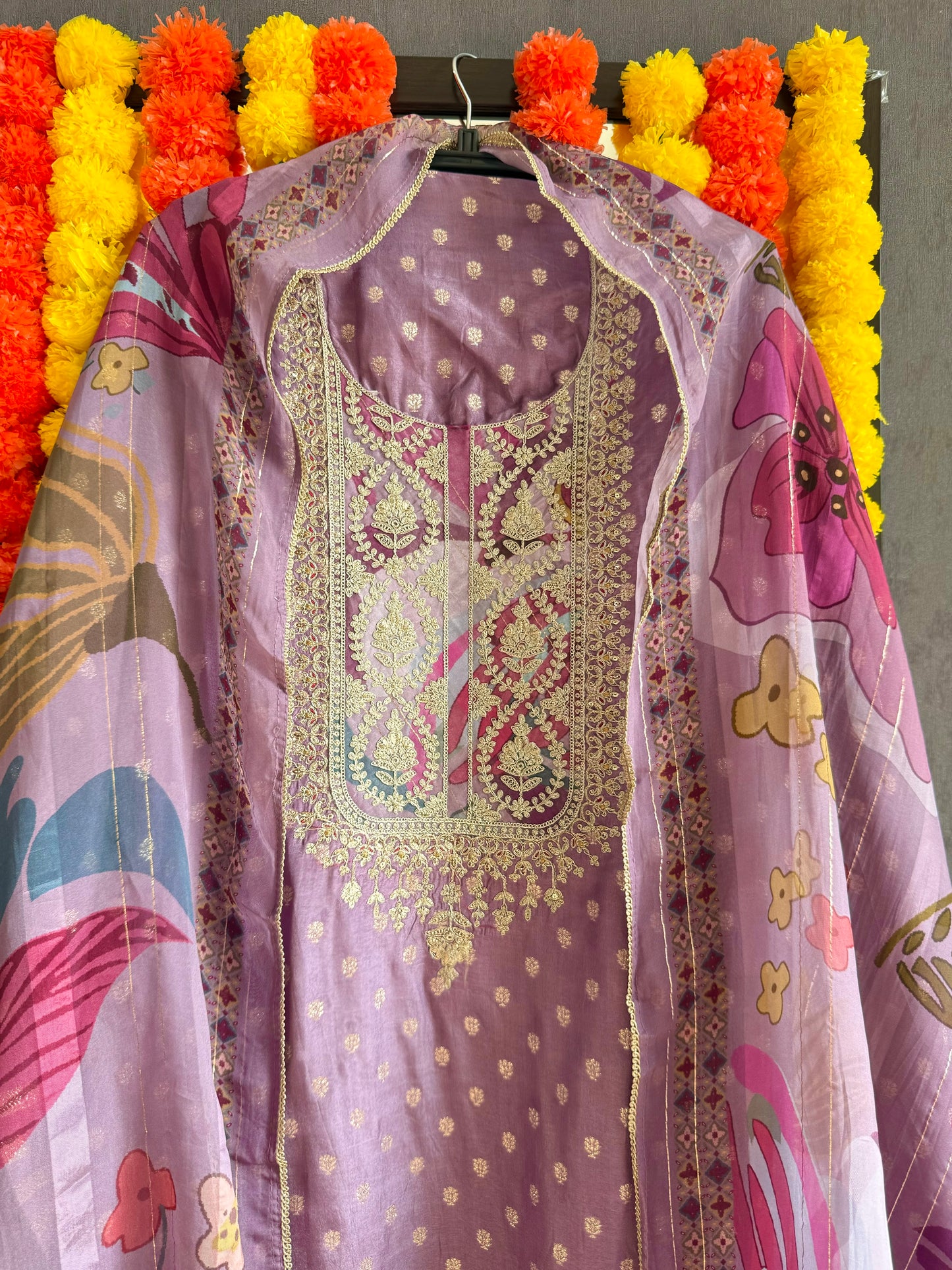 Benarsi aari work suit