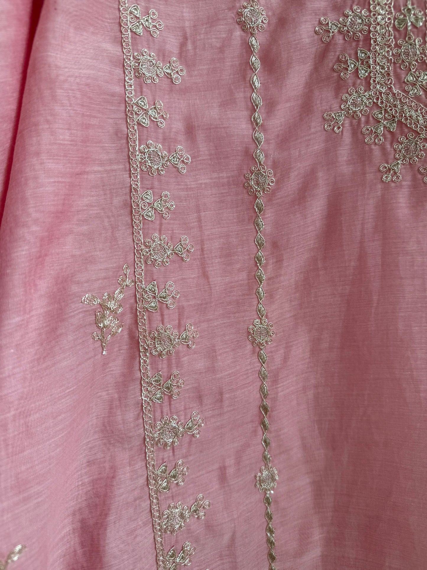 Luxurious Mul chanderi dori sitara suit