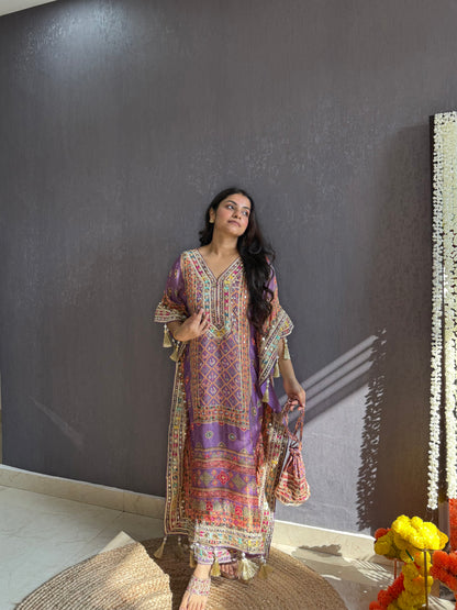 Luxurious patola kaftan set