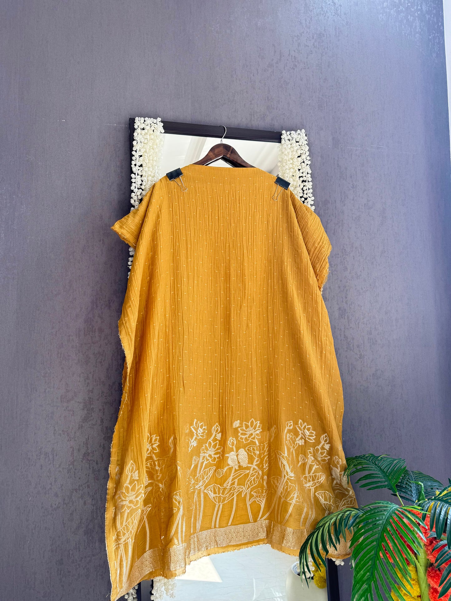 Luxurious crush benarsi lotus suit
