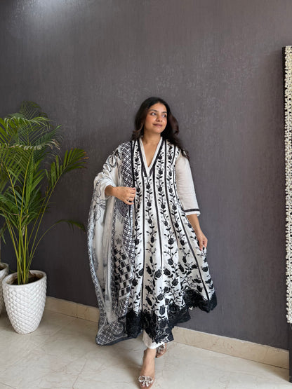 Chanderi Threadwork tulips anarkali set