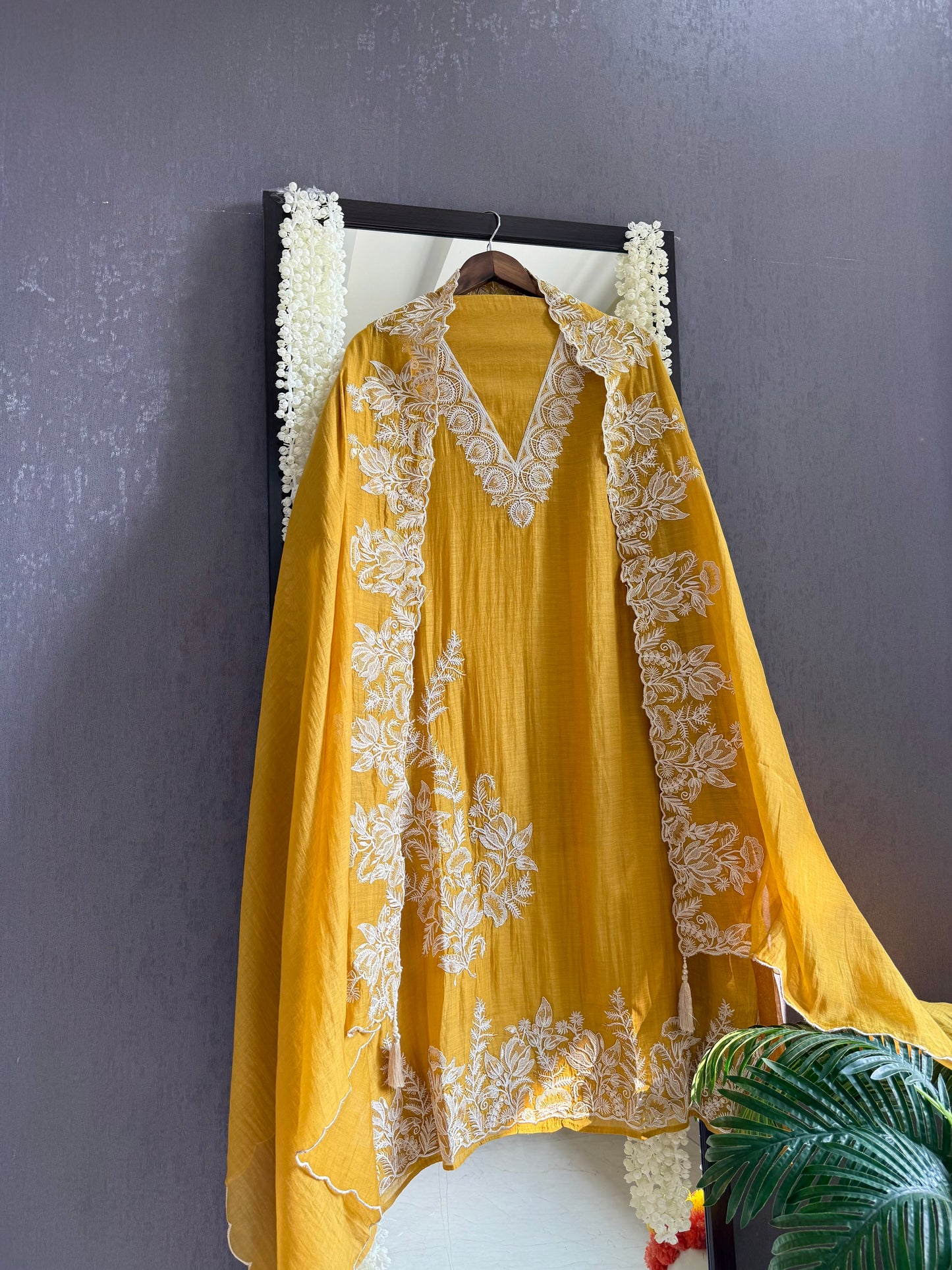 Luxurious aari work Mul chanderi suit