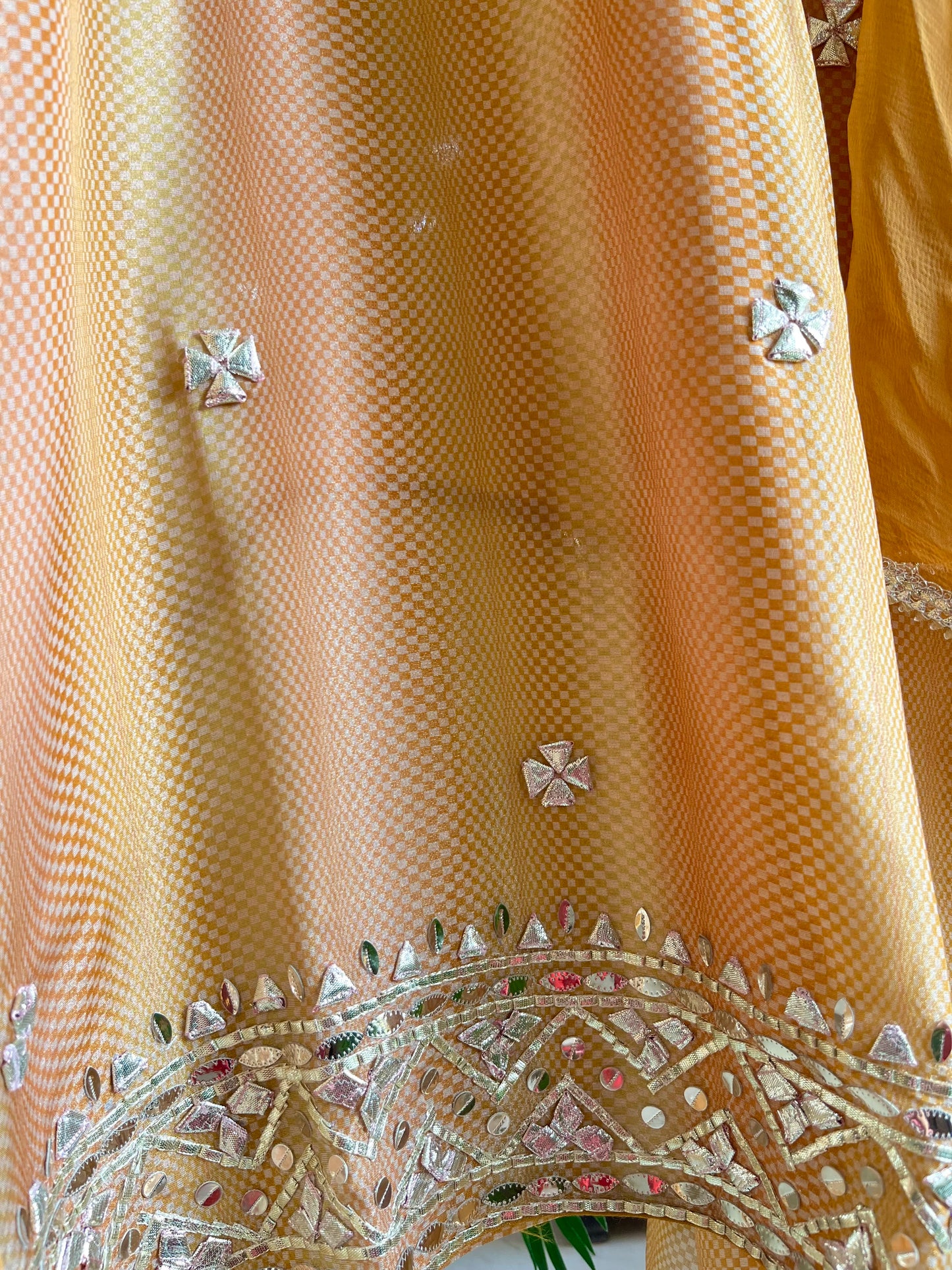 Gotta patti Tissue organza silk suit