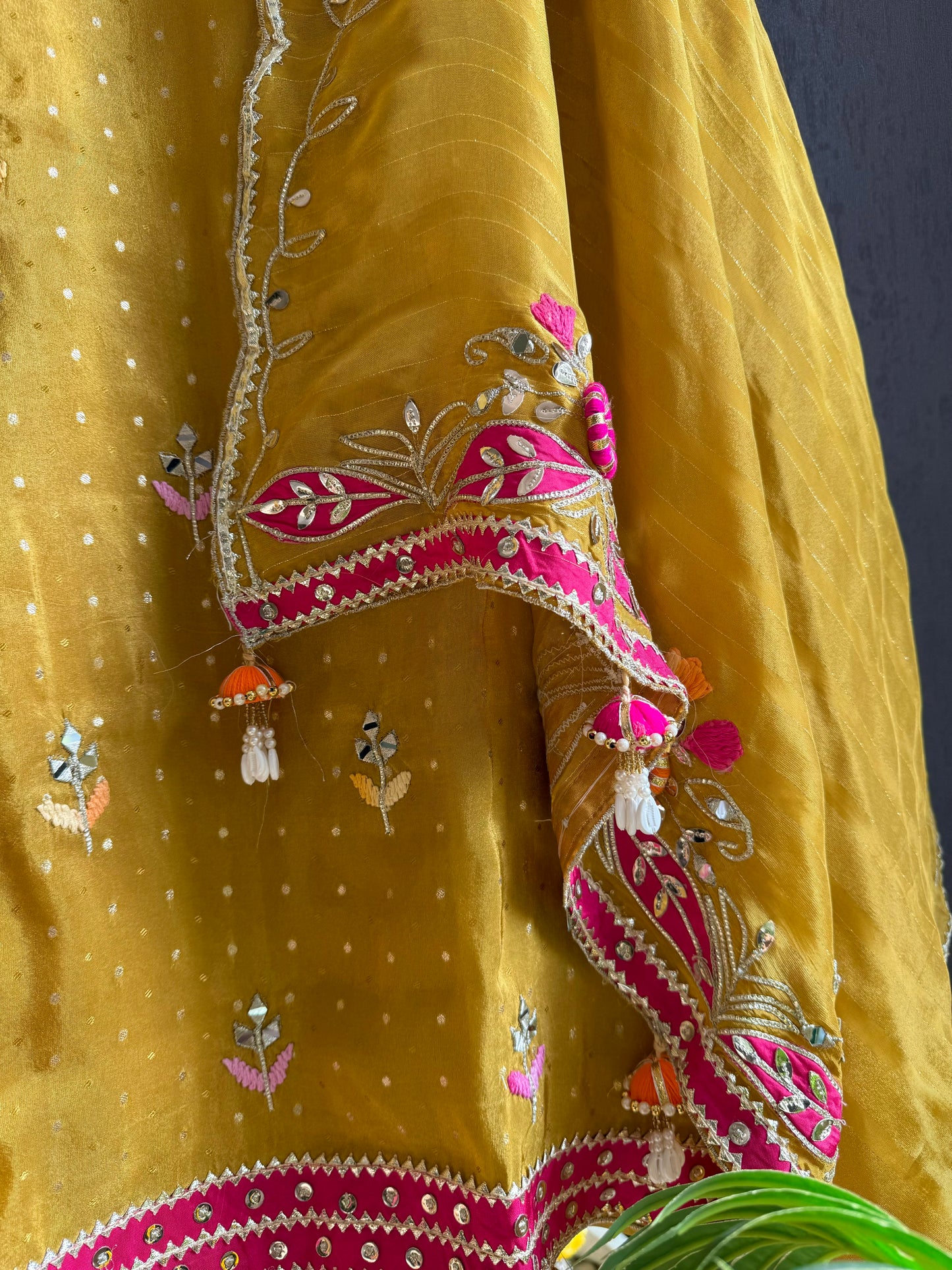 Luxurious Gotapatti Tissue silk suit