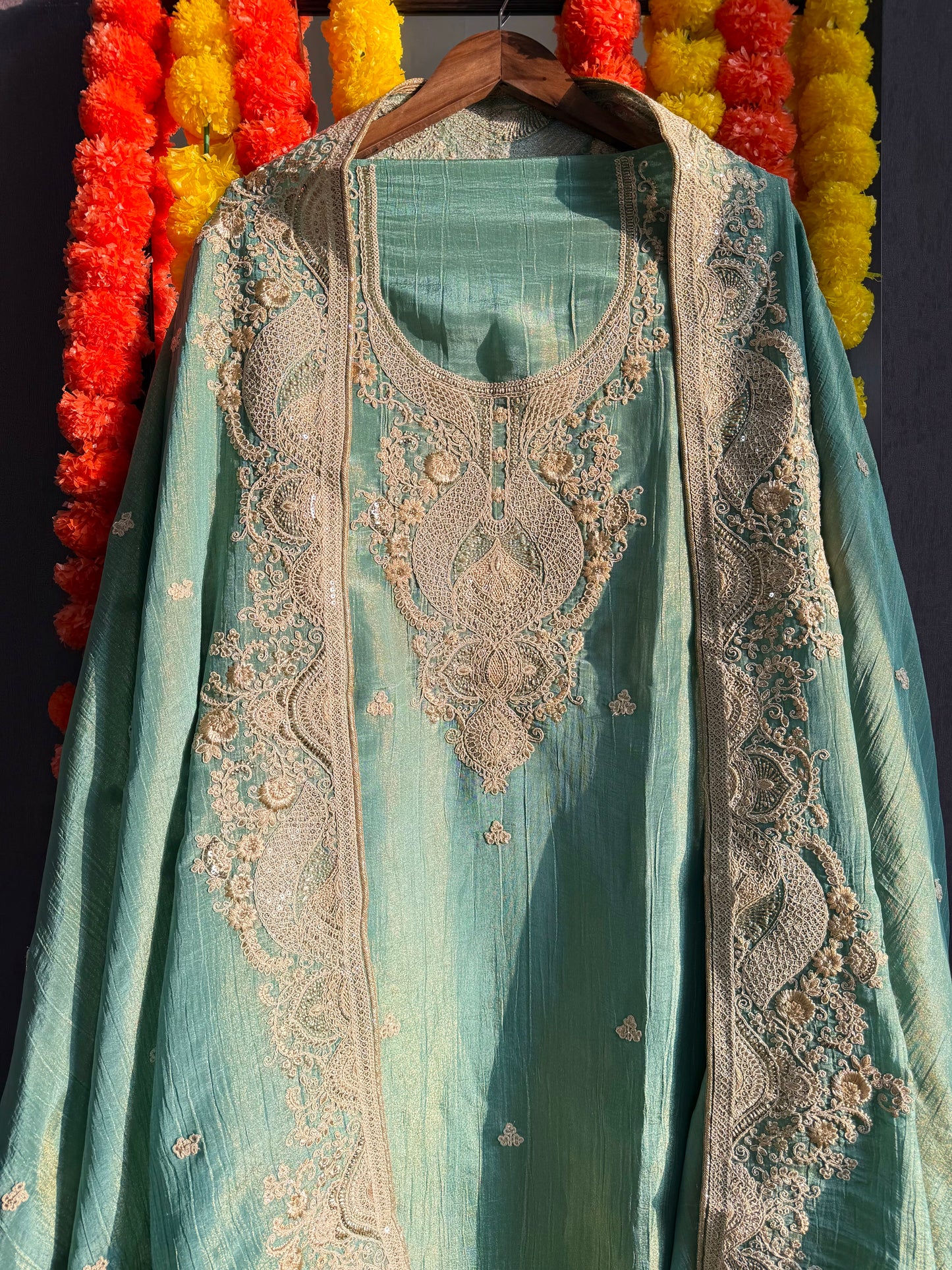 Luxurious soft Crush Tissue silk suit