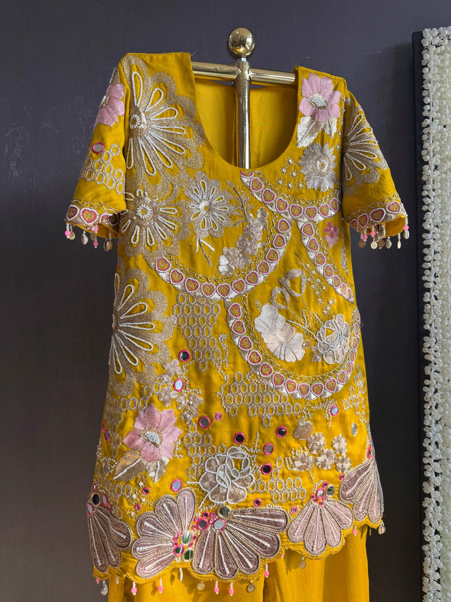 Luxurious raw silk Handwork set