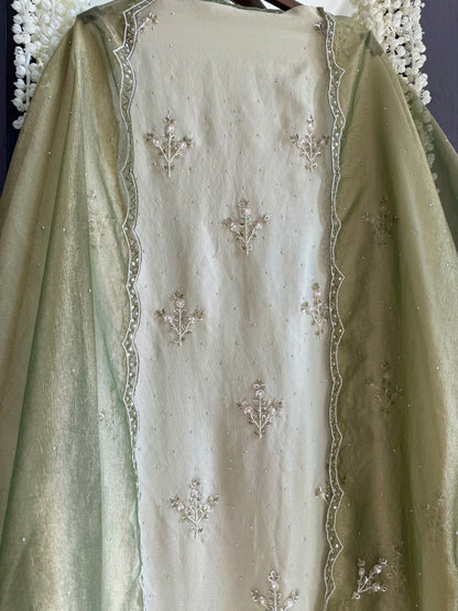Luxurious dreamy handwork suit