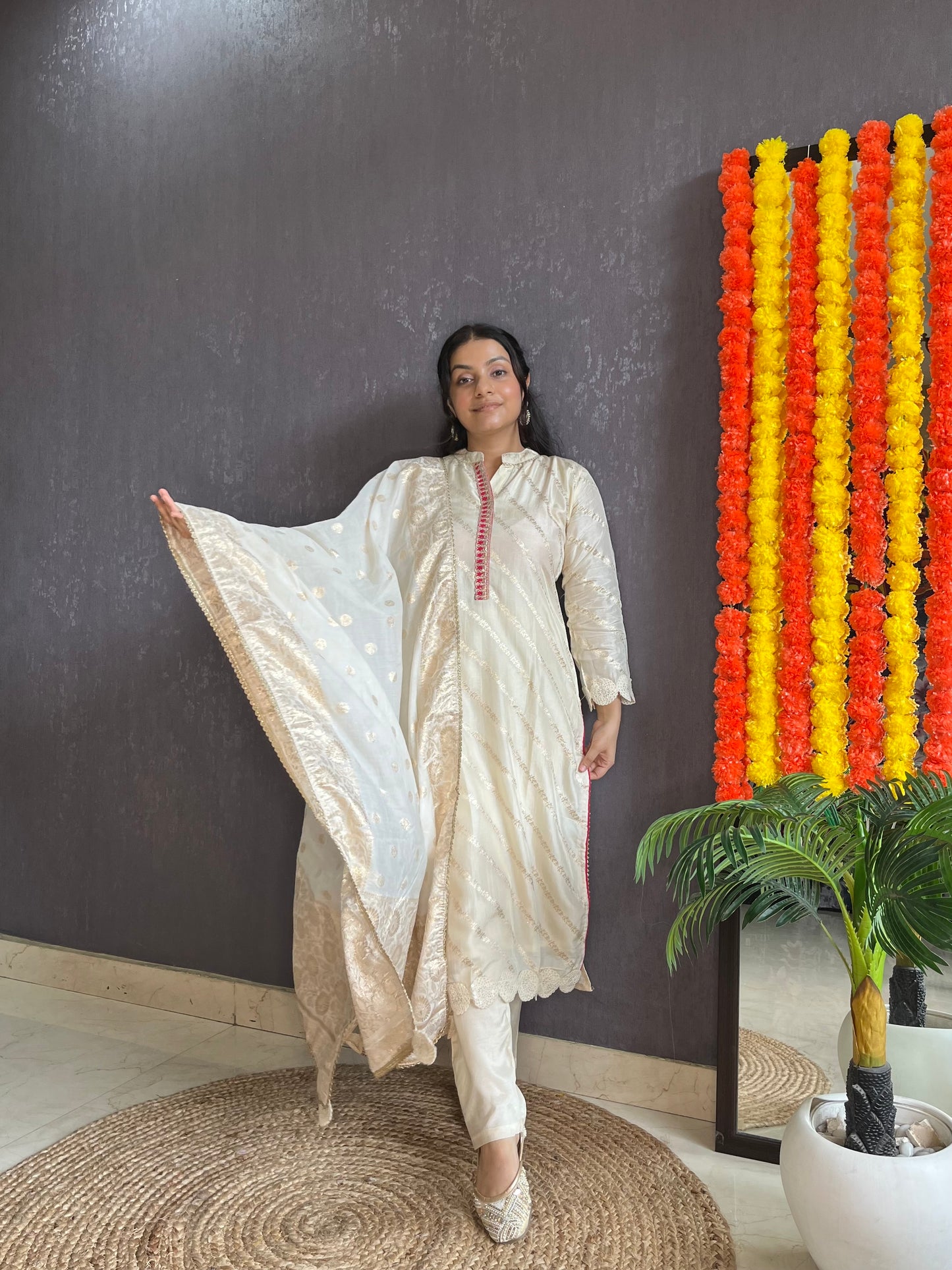 Benarsi Ivory set