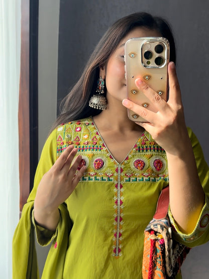 Boho mirror Handwork set