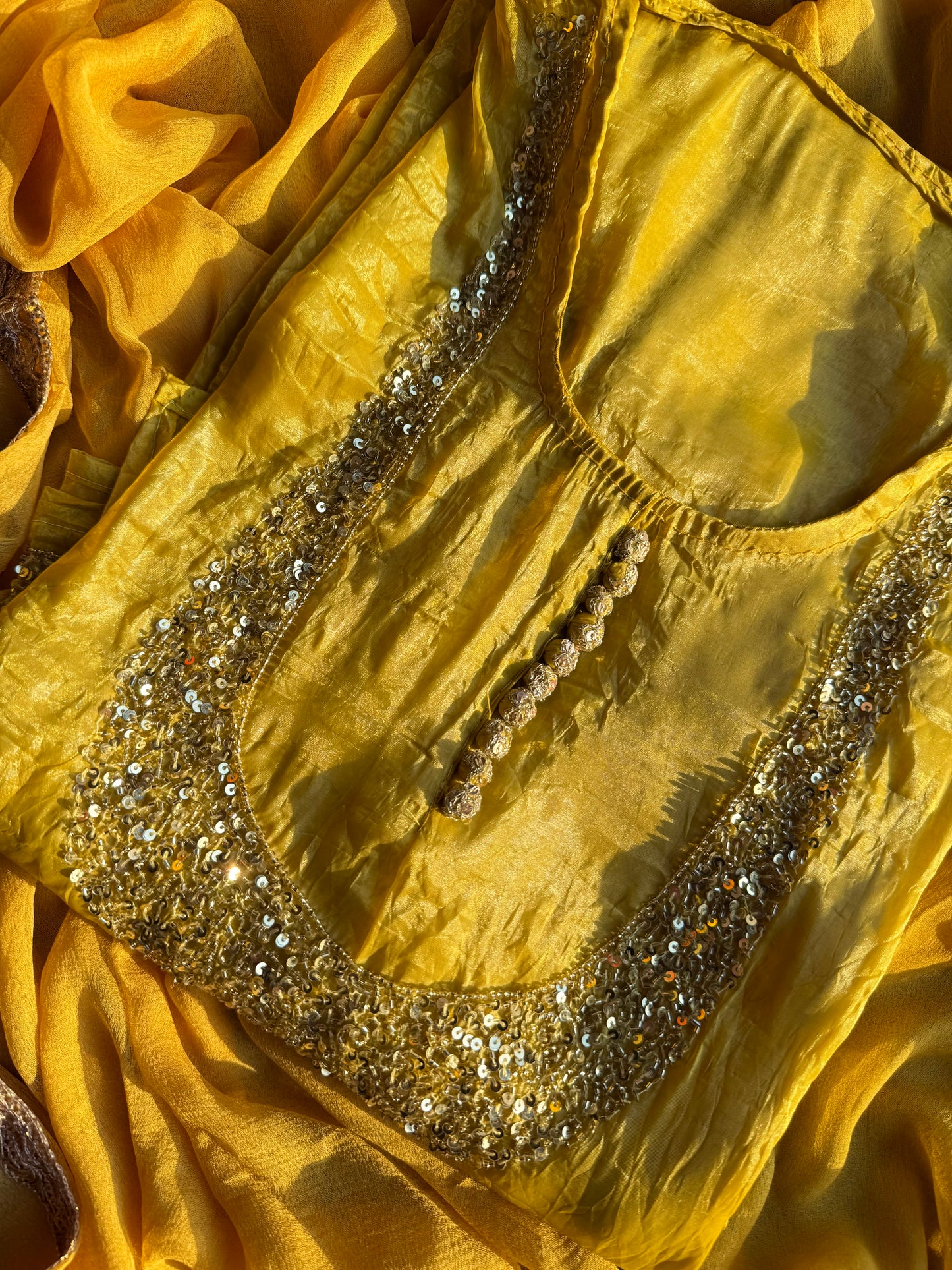 Handwork Crush Tissue silk suit
