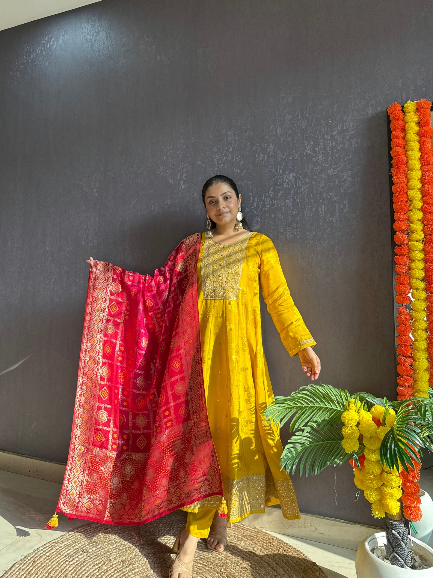 Gharchola Kalidaar Anarkali set