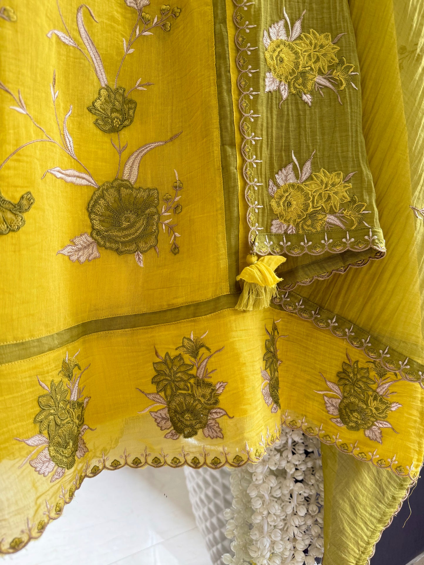 Luxurious Mul chanderi appliqué floral suit
