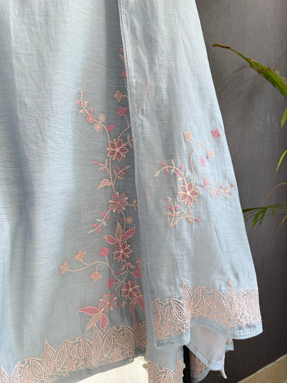 Luxurious Mul chanderi threadwork floral schiffili suit