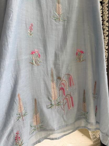 Luxurious Mul chanderi floral springs suit