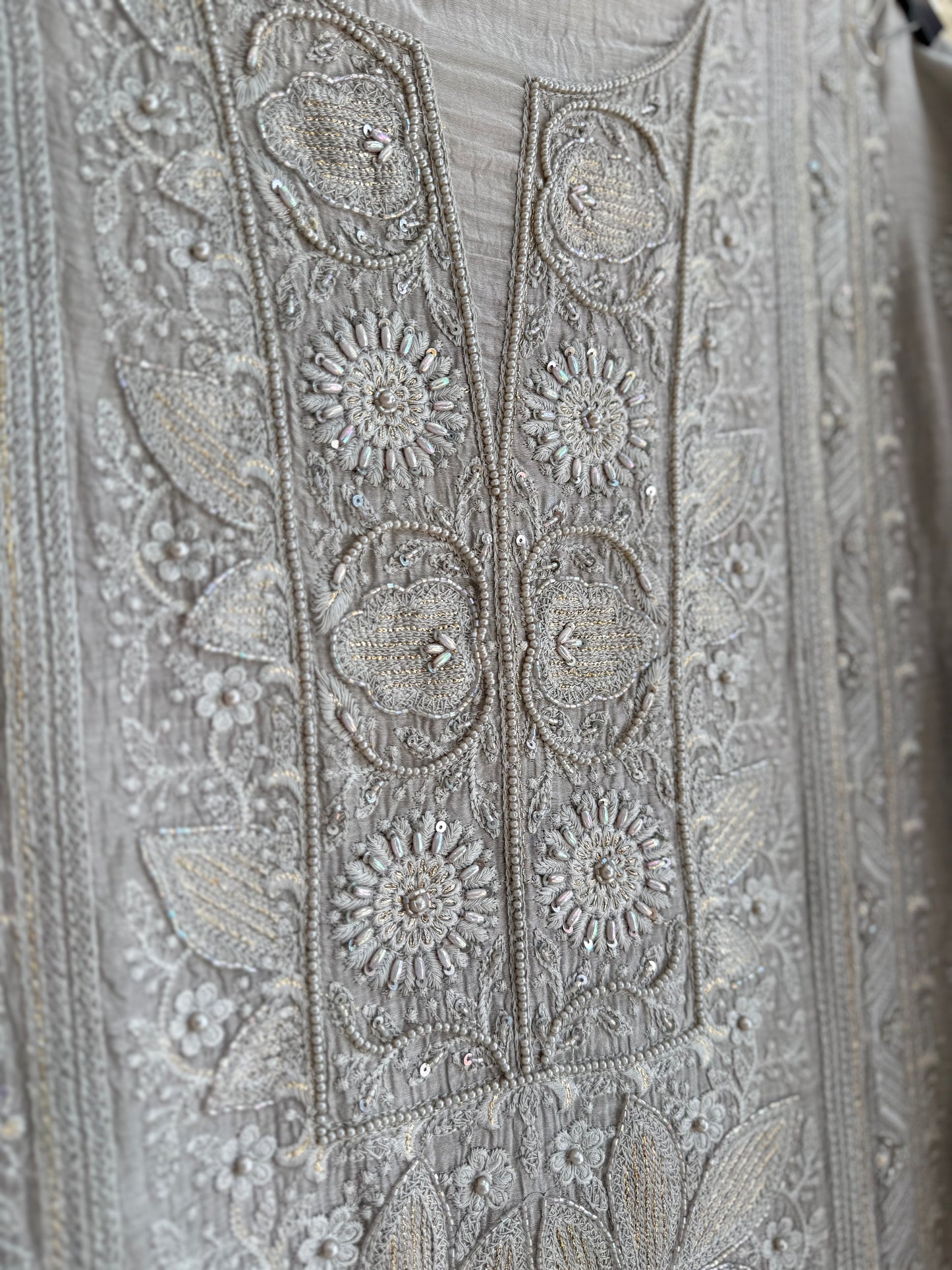 Luxurious Mul chanderi lucknowi handwork suit