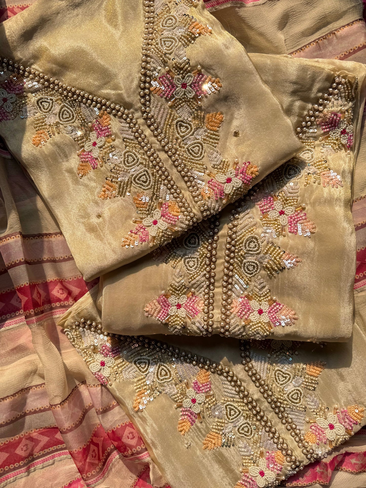 Tissue silk handwork suit